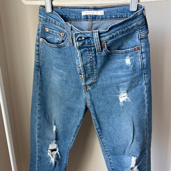 Levi's Wedgie Skinny Jean - Picture 2 of 9